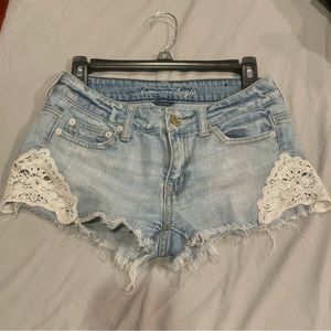 light wash mid rise american eagle jean short